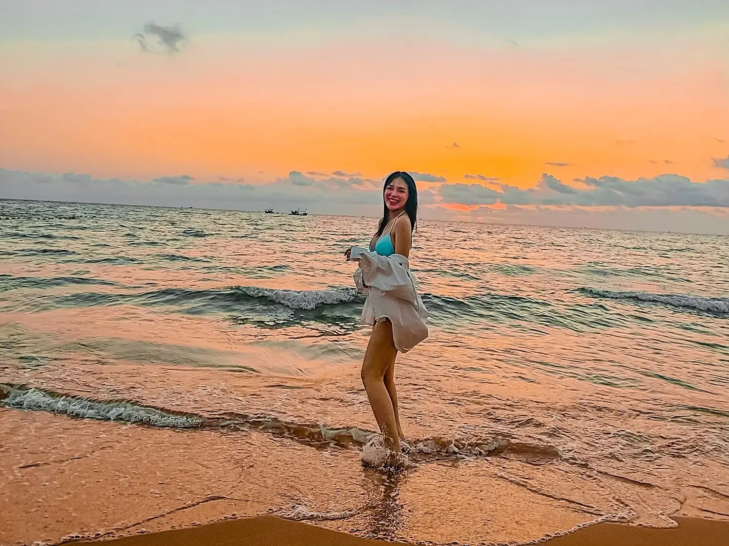 Check-in hoàng hôn Phú Quốc đẹp lịm tim như cô nàng xinh đẹp Nguyễn Thị Thuyền 9