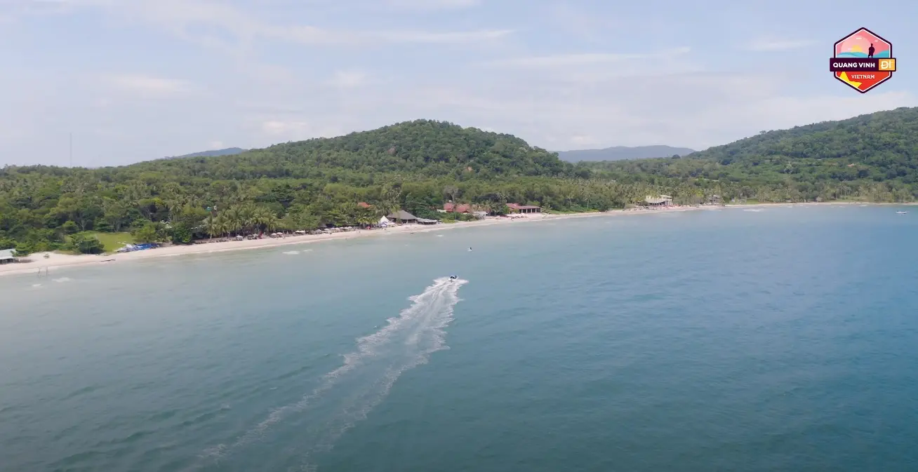 Hưởng thụ kỳ nghỉ ở Nam Đảo Ph&uacute; Quốc c&ugrave;ng Quang Vinh &ndash; Từ ho&agrave;ng tử sơn ca đến hot travel triệu follow 17