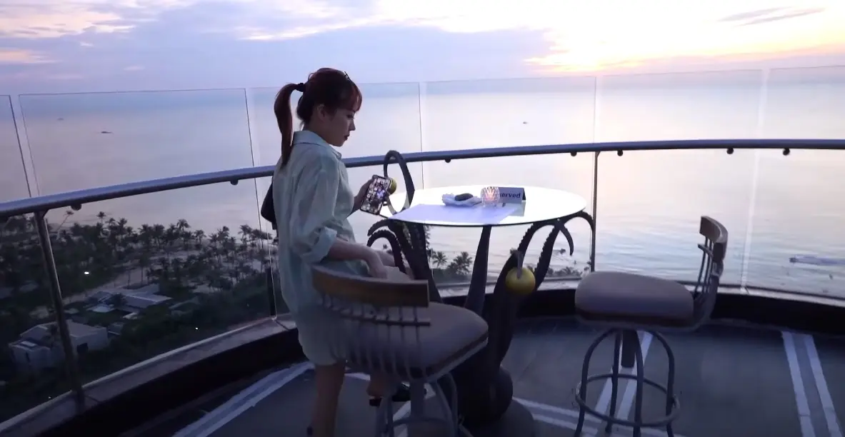 Trải nghiệm chất lượng 5 sao Intercontinental Phú Quốc của Youtuber Benjamin Trần 6