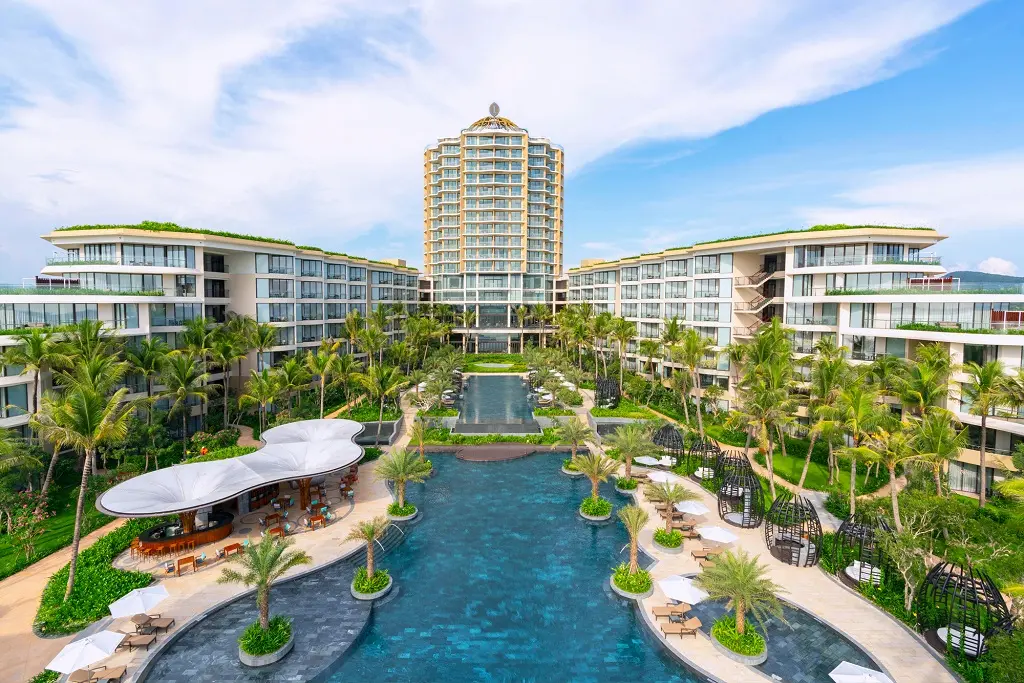 Trải nghiệm chất lượng 5 sao Intercontinental Phú Quốc của Youtuber Benjamin Trần 2