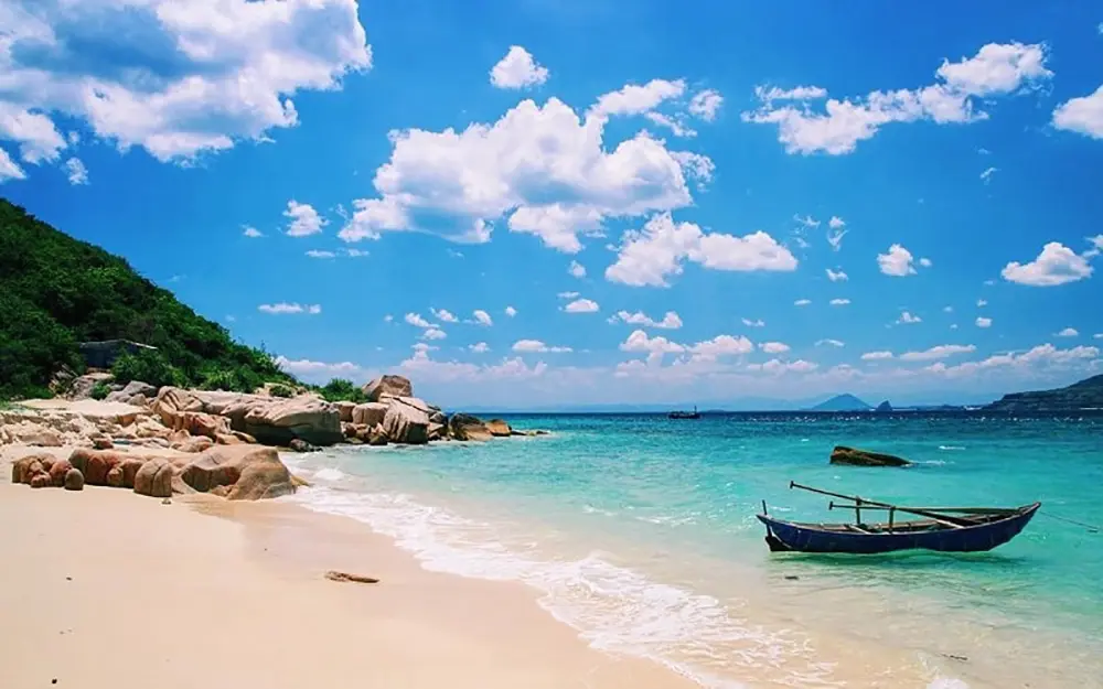 B&atilde;i biển Long Thuỷ Ph&uacute; Y&ecirc;n - N&eacute;t đẹp hoang sơ, thanh b&igrave;nh 4