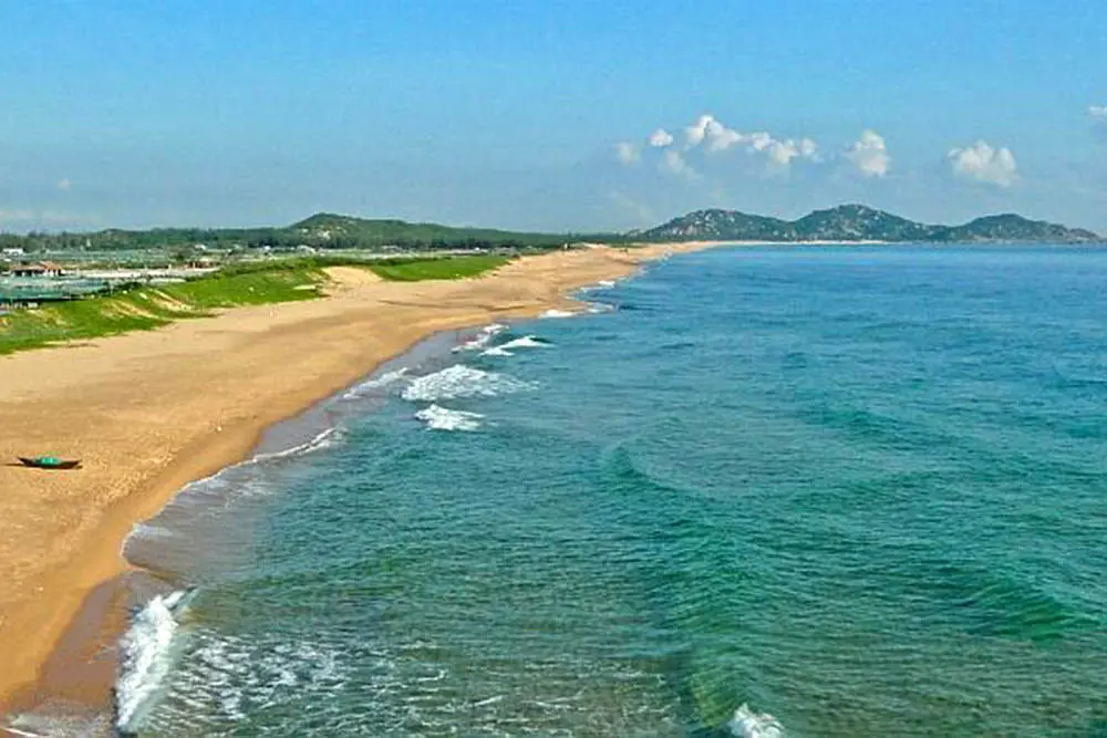 B&atilde;i biển Long Thuỷ Ph&uacute; Y&ecirc;n - N&eacute;t đẹp hoang sơ, thanh b&igrave;nh 12