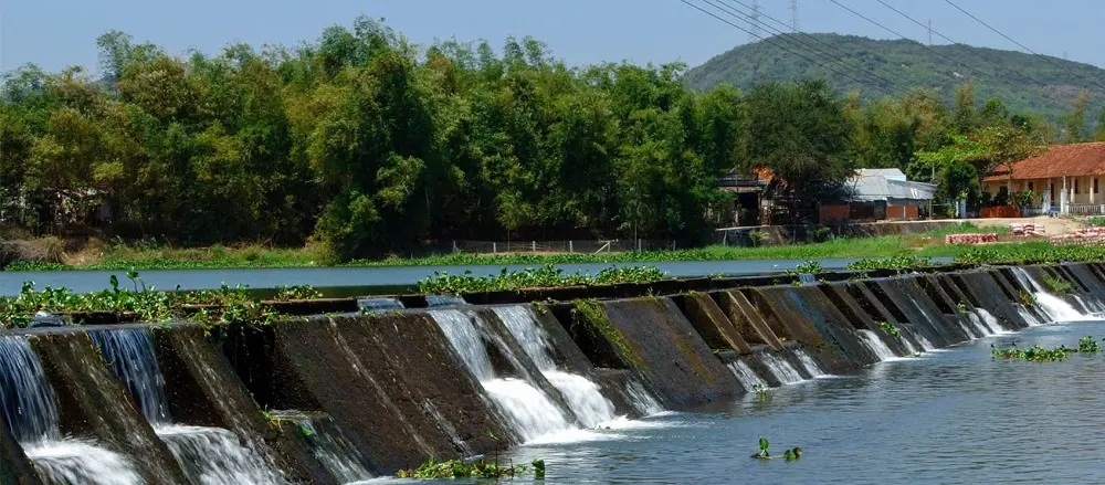 Đập Tam Giang Ph&uacute; Y&ecirc;n - Vẻ đẹp thi&ecirc;n nhi&ecirc;n h&ugrave;ng vĩ của xứ Nẫu 5