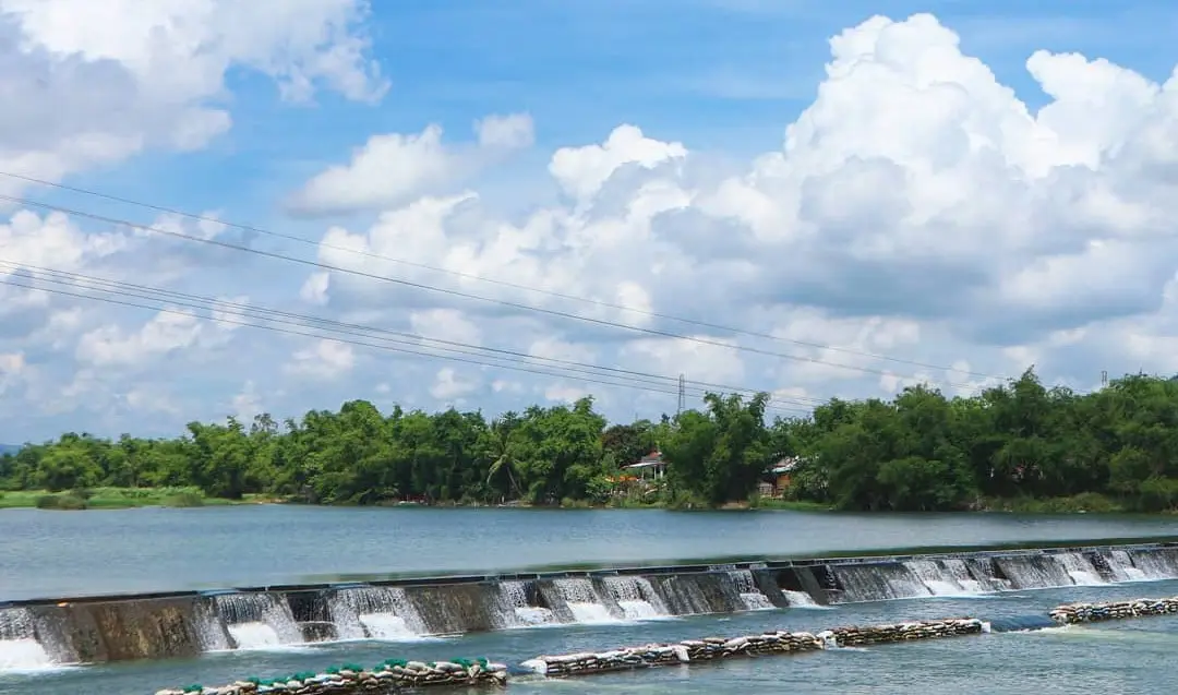 Đập Tam Giang Ph&uacute; Y&ecirc;n - Vẻ đẹp thi&ecirc;n nhi&ecirc;n h&ugrave;ng vĩ của xứ Nẫu 3