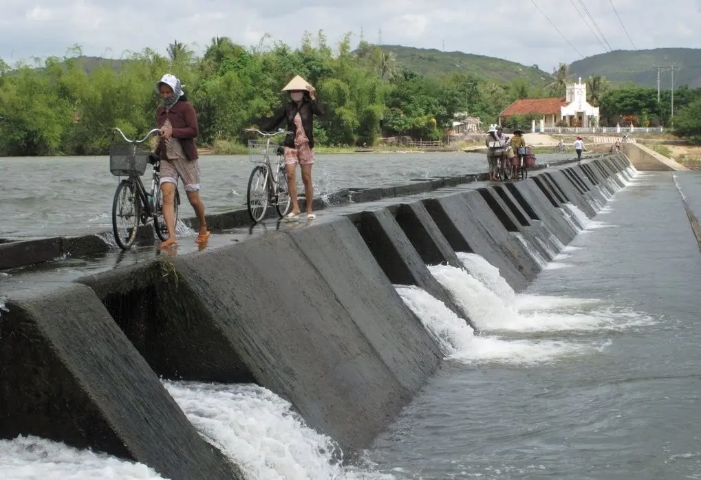 Đập Tam Giang Ph&uacute; Y&ecirc;n - Vẻ đẹp thi&ecirc;n nhi&ecirc;n h&ugrave;ng vĩ của xứ Nẫu 4