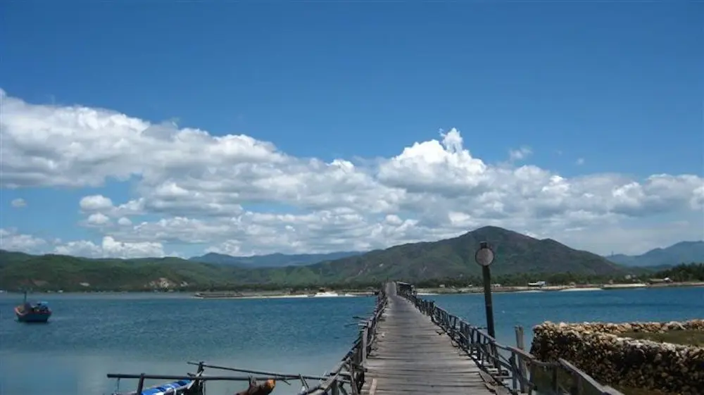 Để Đầm C&ugrave; M&ocirc;ng Ph&uacute; Y&ecirc;n gửi đến những con người bận rộn ch&uacute;t b&igrave;nh y&ecirc;n non nước 6