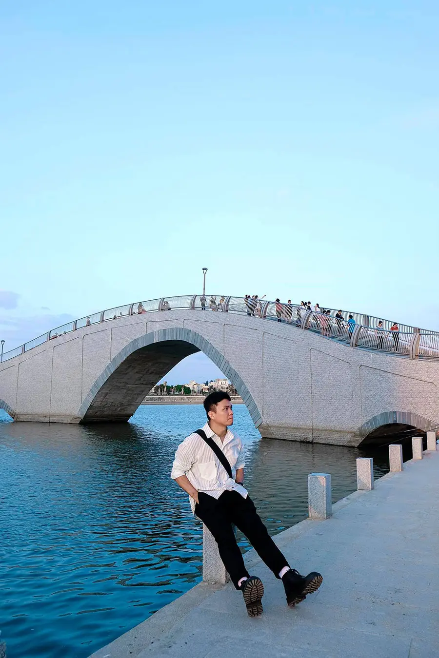 Hồ Điều Ho&agrave; Hồ Sơn - Vẻ đẹp nh&acirc;n tạo khiến bao người phải say đắm 7