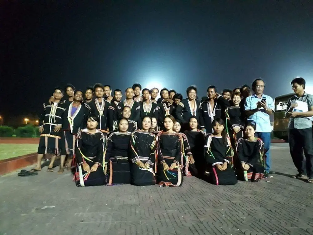 Kh&aacute;m ph&aacute; Bu&ocirc;n L&ecirc; Di&ecirc;m Ph&uacute; Y&ecirc;n - Điểm du lịch văn h&oacute;a của d&acirc;n tộc &Ecirc; Đ&ecirc; 4