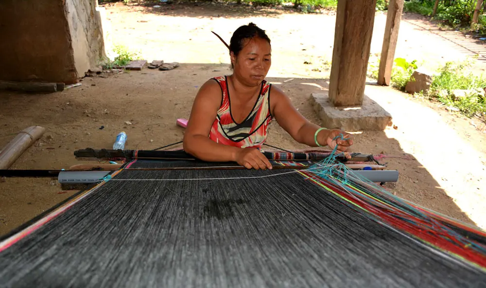 Kh&aacute;m ph&aacute; Bu&ocirc;n L&ecirc; Di&ecirc;m Ph&uacute; Y&ecirc;n - Điểm du lịch văn h&oacute;a của d&acirc;n tộc &Ecirc; Đ&ecirc; 5