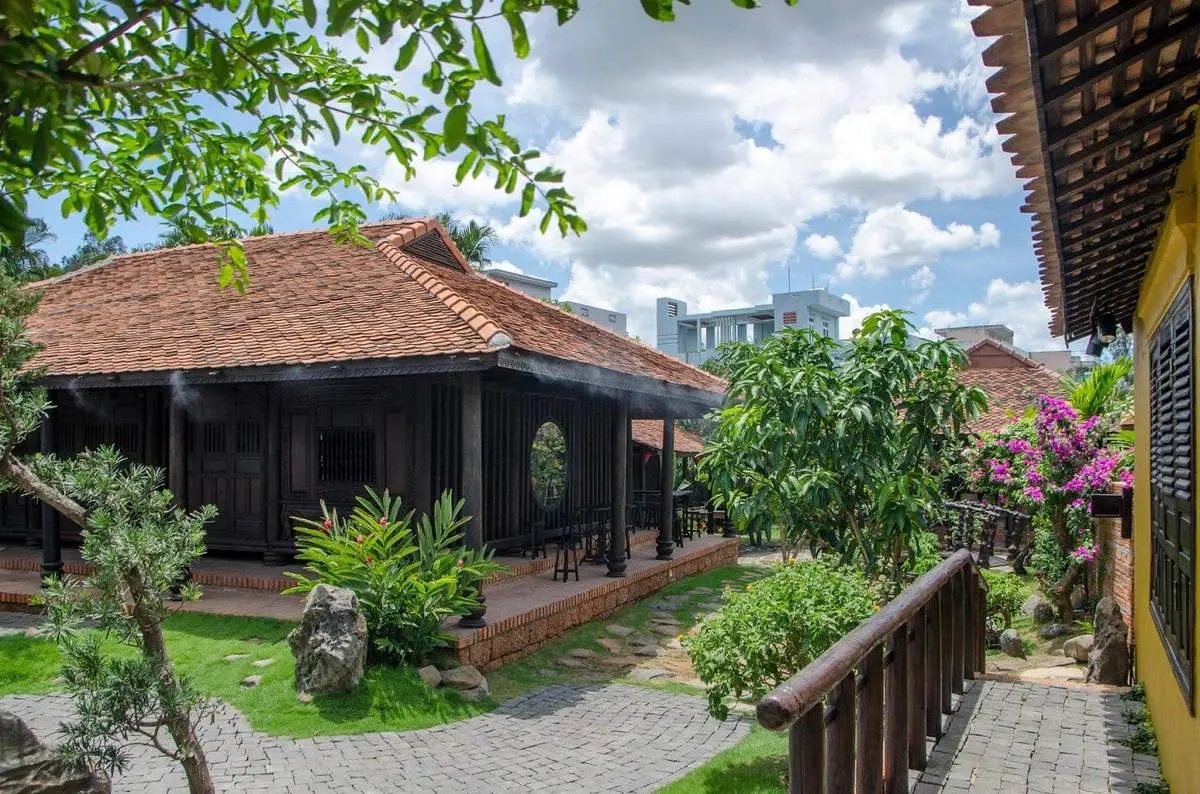 Nh&agrave; cổ Quảng Đức Xưa v&agrave; vẻ đẹp ho&agrave;i cổ của l&agrave;ng gốm cổ Quảng Đức vang b&oacute;ng một thời 3