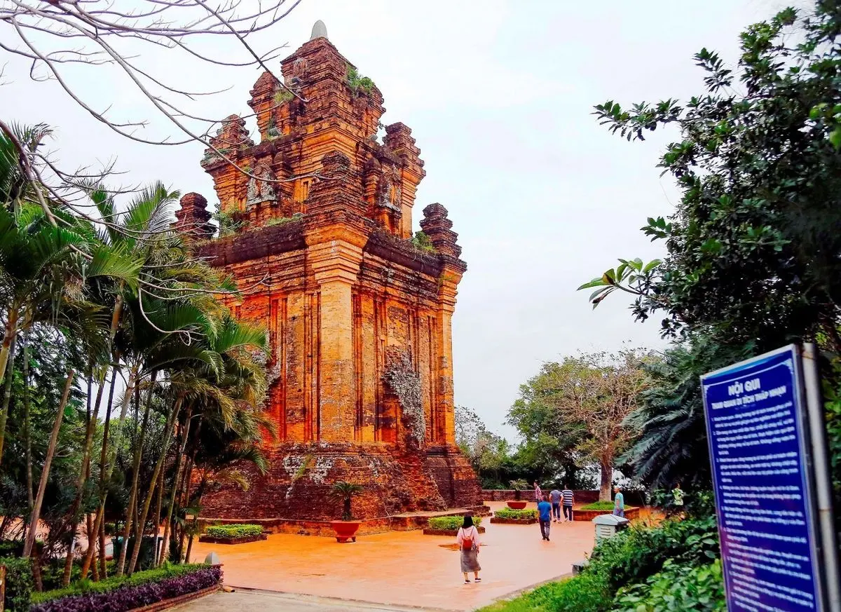 Th&aacute;p Nhạn Ph&uacute; Y&ecirc;n - Ngọn Th&aacute;p cổ xưa của người Chăm ẩn chứa nhiều điều l&yacute; th&uacute; 6