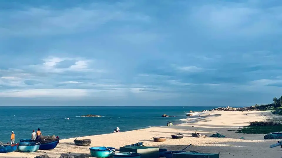 Trải nghiệm tại H&ograve;n Lao M&aacute;i Nh&agrave; (C&ugrave; Lao M&aacute;i Nh&agrave;) &ndash; H&ograve;n đảo Robinson của Ph&uacute; Y&ecirc;n 3