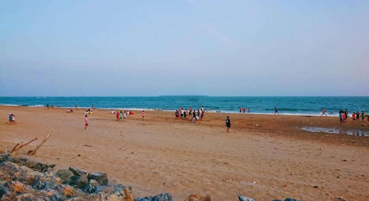 Vẻ đẹp vạn người mê của bãi biển Tuy Hoà Phú Yên 10