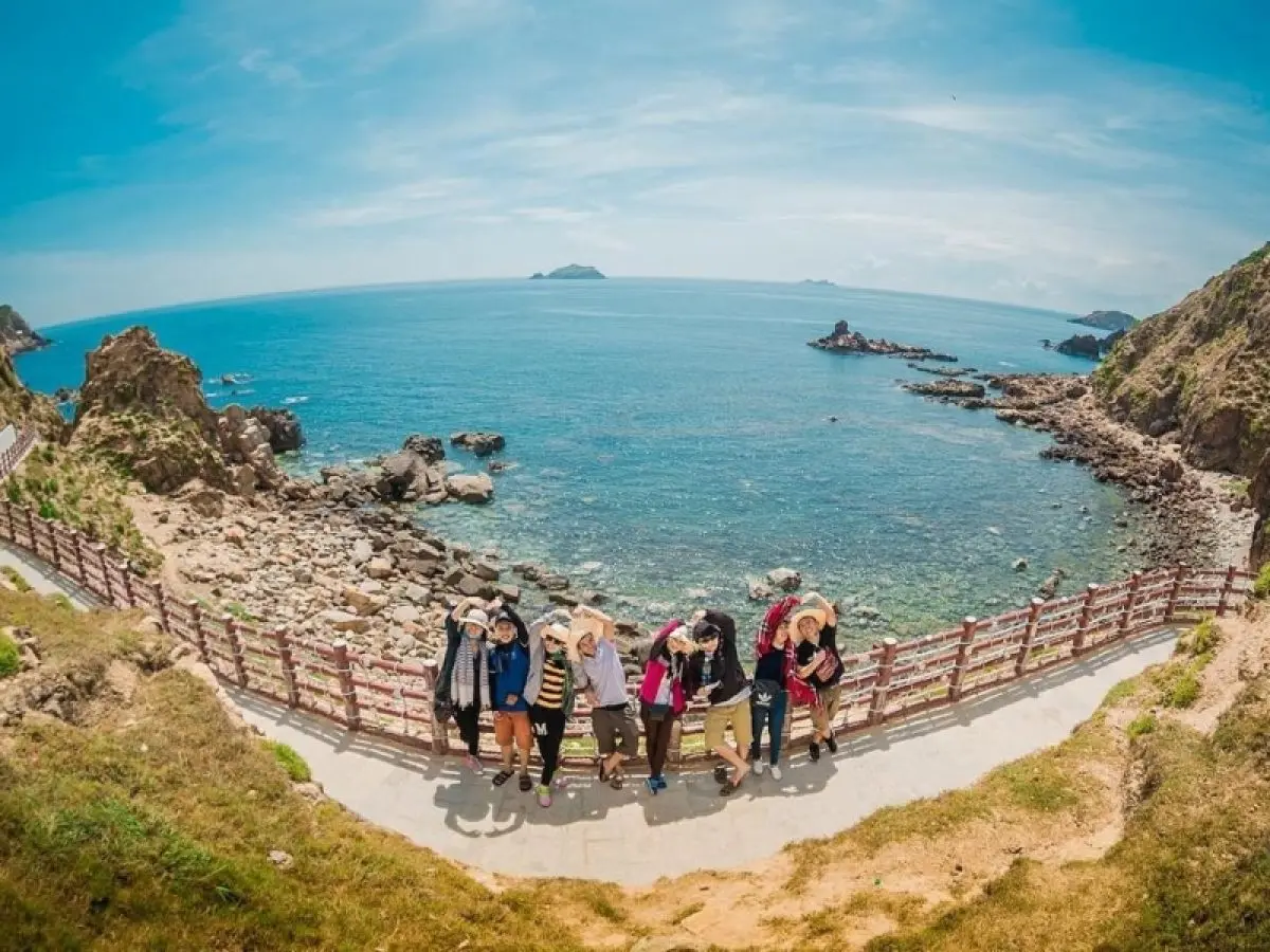 Vẻ đẹp vạn người mê của bãi biển Tuy Hoà Phú Yên 11