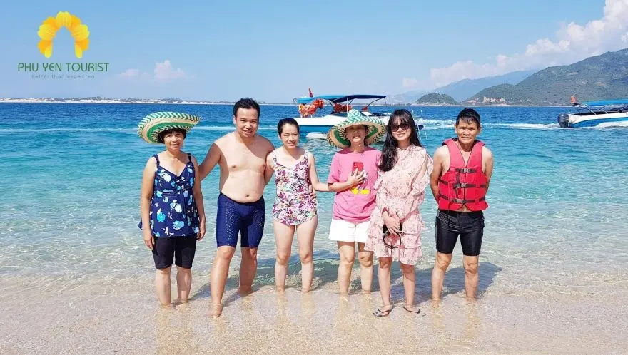 Vi Vu H&ograve;n Nưa Ph&uacute; Y&ecirc;n - Vi&ecirc;n bạch ngọc s&aacute;ng rực giữa đại dương 10