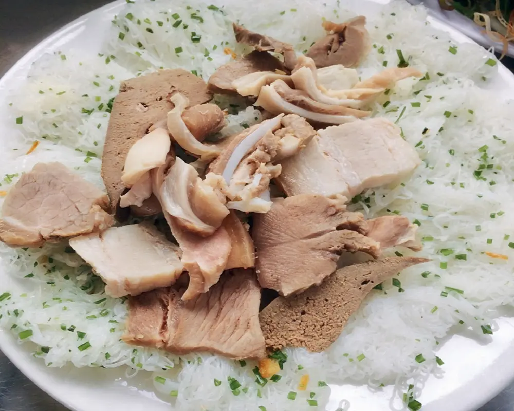 B&aacute;nh hỏi l&ograve;ng heo Ph&uacute; Y&ecirc;n - M&oacute;n ngon kh&ocirc;ng thể bỏ qua 4