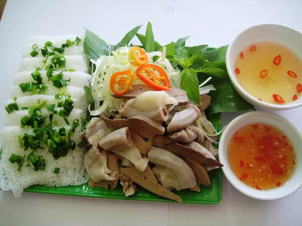 B&aacute;nh hỏi l&ograve;ng heo Ph&uacute; Y&ecirc;n - M&oacute;n ngon kh&ocirc;ng thể bỏ qua 2