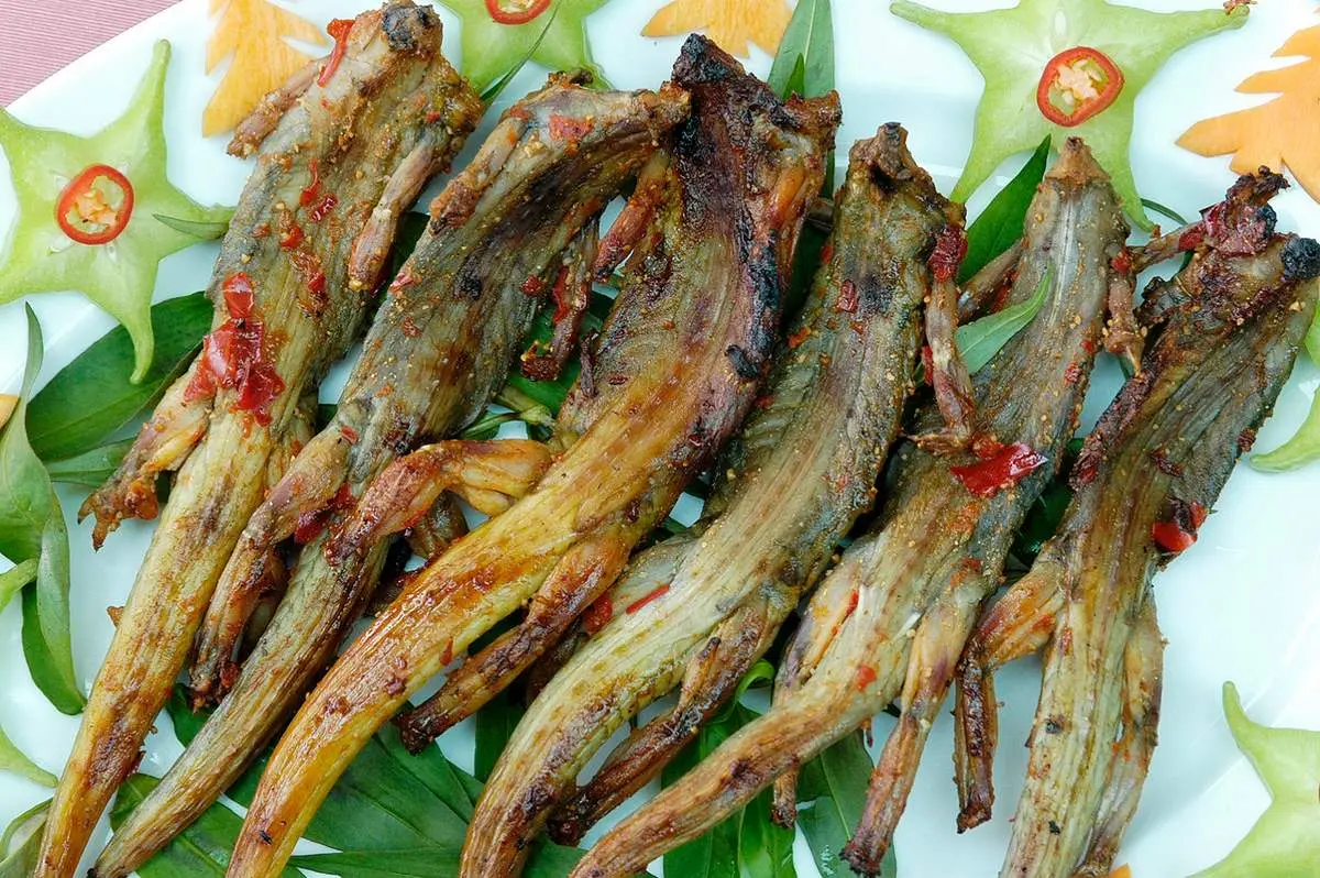 Chả d&ocirc;ng Ph&uacute; Y&ecirc;n - Kh&aacute;m ph&aacute; m&oacute;n ăn đặc biệt lạ l&ugrave;ng bạn nhất định n&ecirc;n thử 6