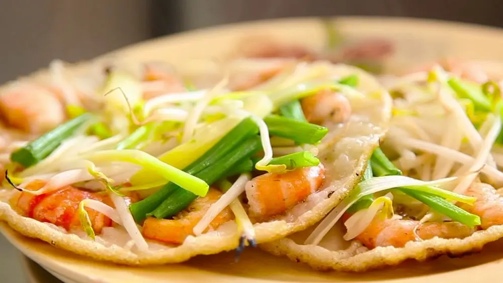 C&ugrave;ng ghi ch&eacute;p lại top qu&aacute;n ngon ở Ph&uacute; Y&ecirc;n 11