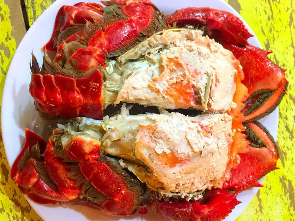 C&ugrave;ng ghi ch&eacute;p lại top qu&aacute;n ngon ở Ph&uacute; Y&ecirc;n 18