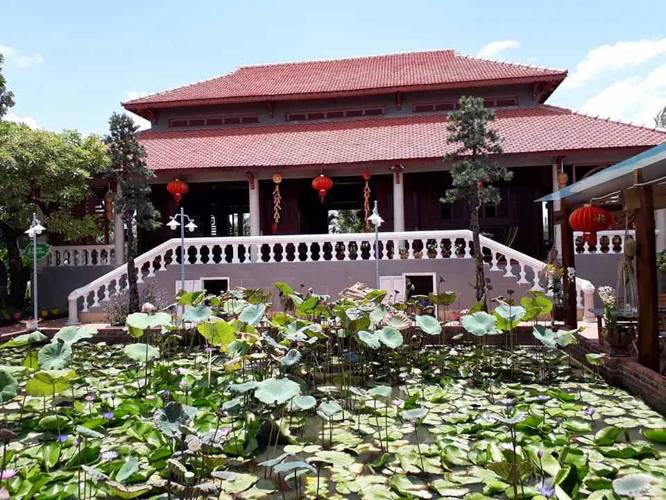 Kh&aacute;m ph&aacute; nh&agrave; h&agrave;ng ẩm thực Đ&ocirc;ng Quảng Tuy Ho&agrave; Ph&uacute; Y&ecirc;n 14