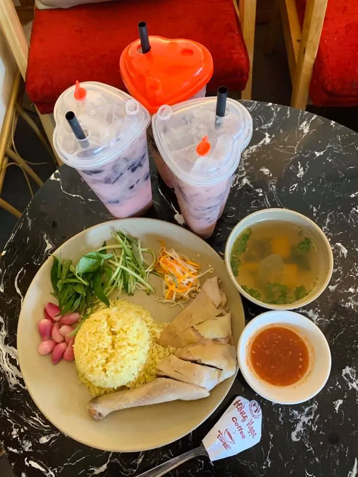 Không cần la cà đâu xa, chỉ cần ghé đến Cà phê Hồng Ngọc Phú Yên là yêu từ cái nhìn đầu tiên ngay thôi 15
