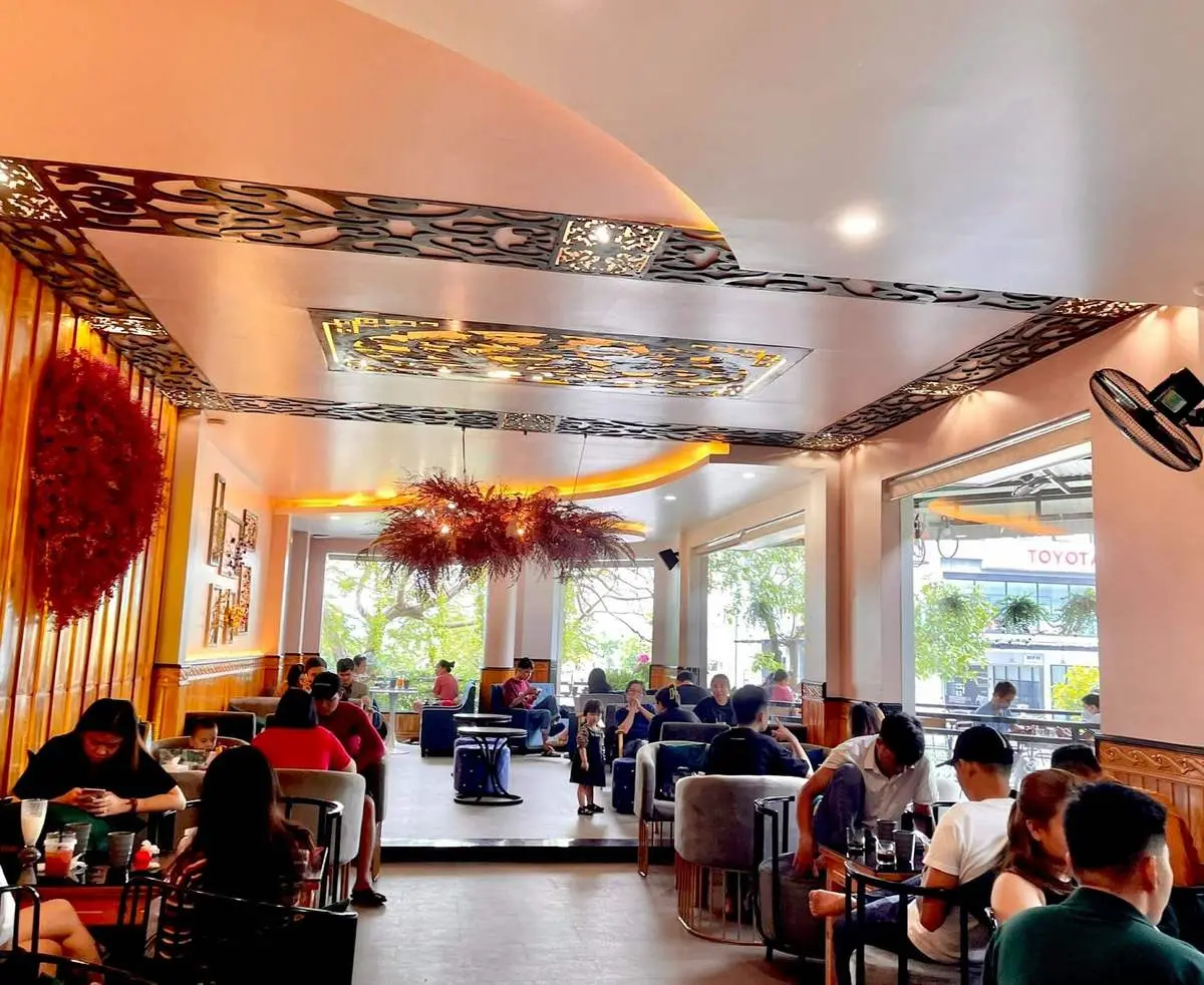 Không cần la cà đâu xa, chỉ cần ghé đến Cà phê Hồng Ngọc Phú Yên là yêu từ cái nhìn đầu tiên ngay thôi 7