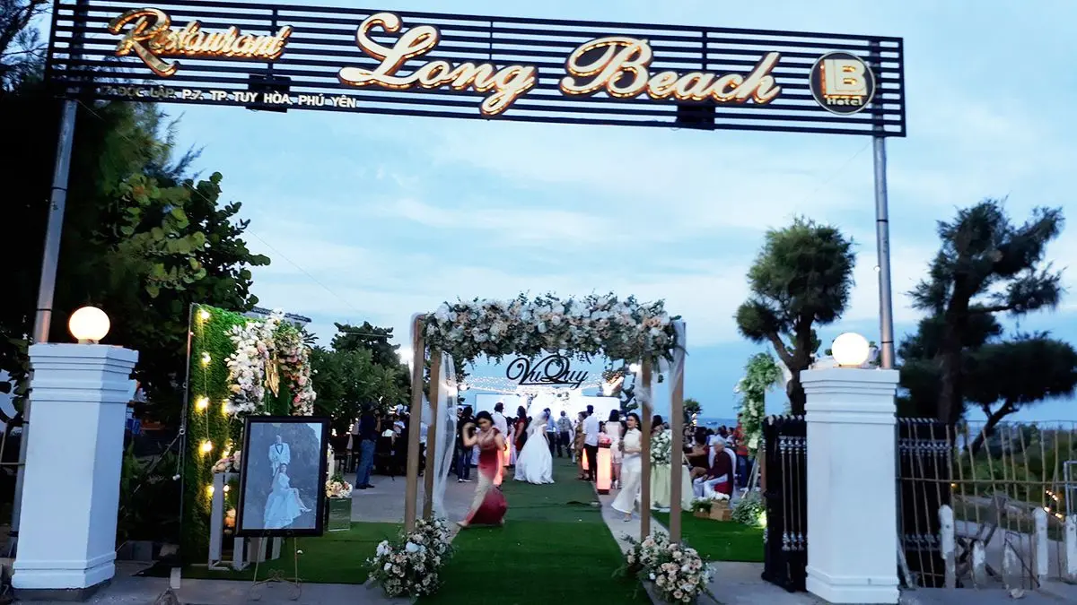 Long Beach Restaurant Ph&uacute; Y&ecirc;n - Nh&agrave; h&agrave;ng tr&ecirc;n b&atilde;i biển si&ecirc;u xịn 2