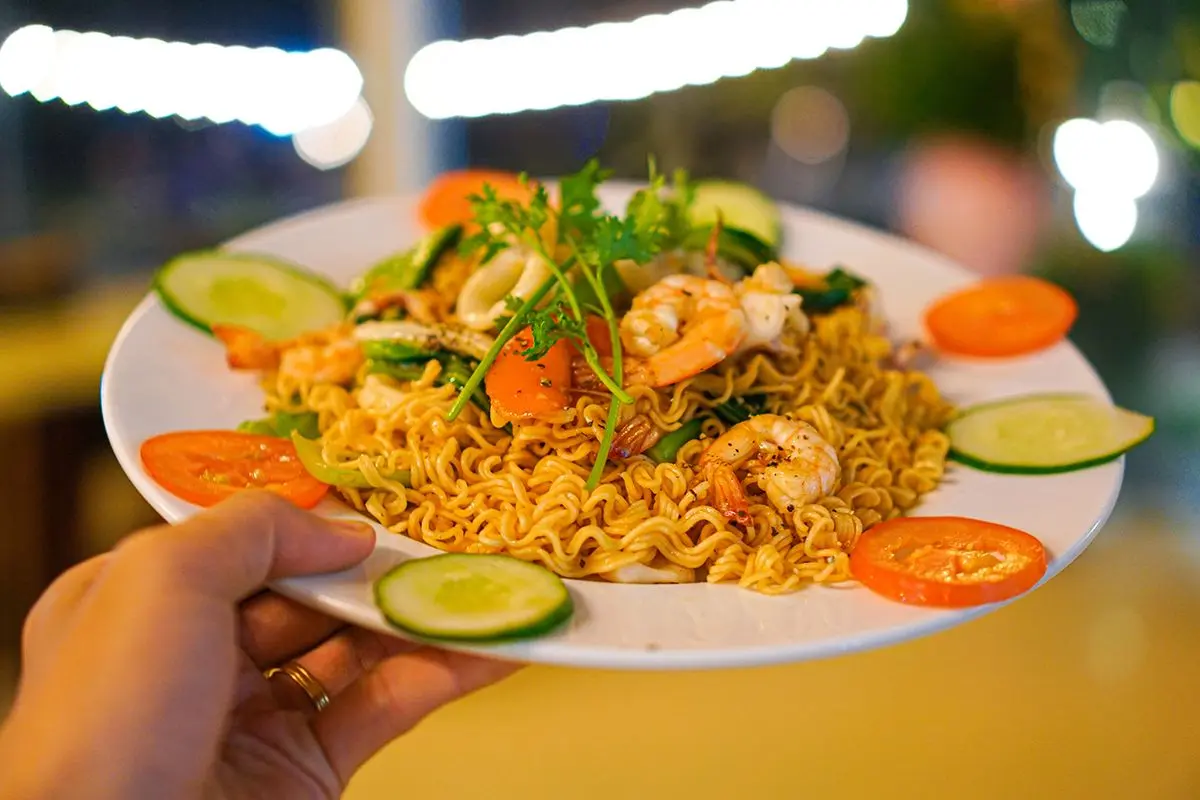 Long Beach Restaurant Ph&uacute; Y&ecirc;n - Nh&agrave; h&agrave;ng tr&ecirc;n b&atilde;i biển si&ecirc;u xịn 4