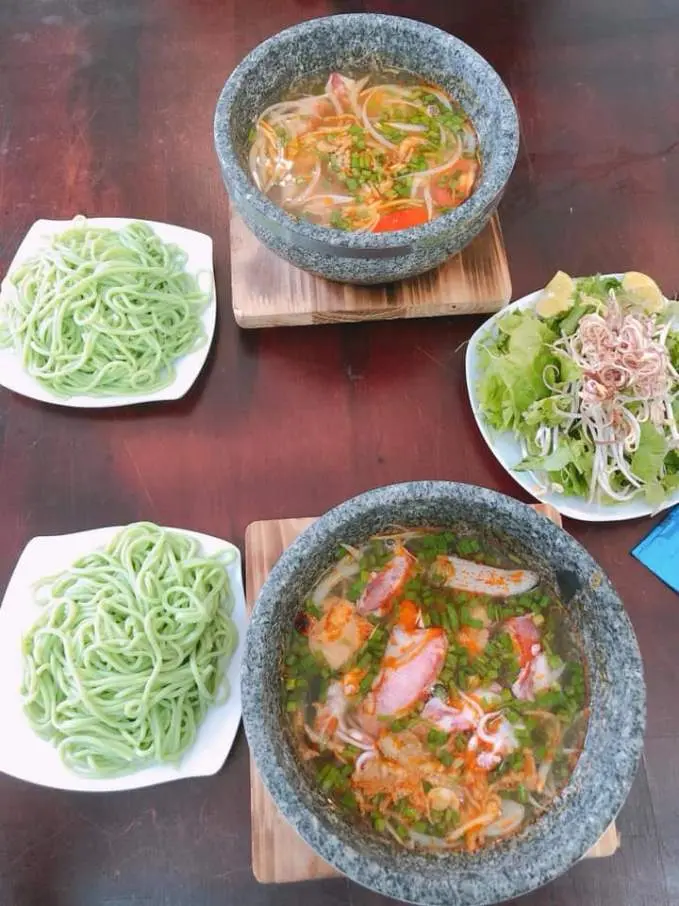 M&ecirc; mệt với m&oacute;n b&uacute;n chả mực Ph&uacute;c Long đậm đ&agrave; hương vị của biển 2