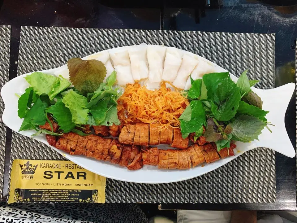 Nh&agrave; h&agrave;ng S&acirc;n Thượng Star T&uacute;t Ph&uacute; Y&ecirc;n &ndash; Thoải m&aacute;i tiệc tối với kh&ocirc;ng gian mở 11