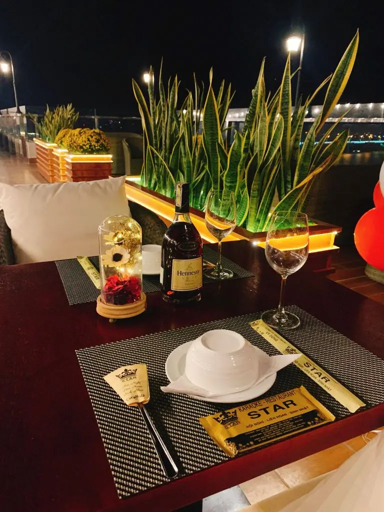 Nh&agrave; h&agrave;ng S&acirc;n Thượng Star T&uacute;t Ph&uacute; Y&ecirc;n &ndash; Thoải m&aacute;i tiệc tối với kh&ocirc;ng gian mở 5