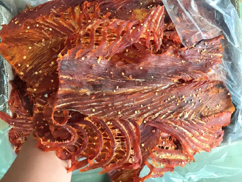 Top 13 đặc sản Ph&uacute; Y&ecirc;n l&agrave;m qu&agrave; mang đậm hương vị miền biển 7