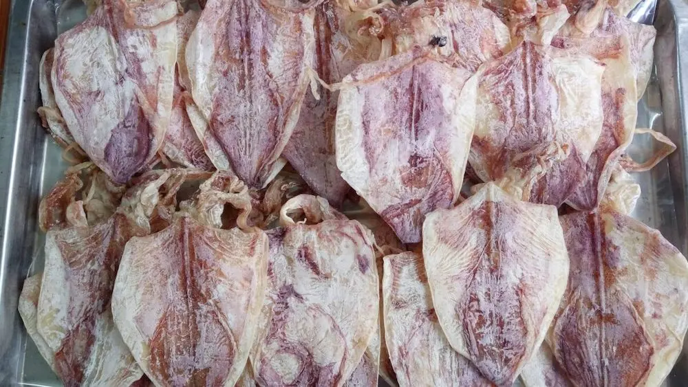 Về miền Trung mình cùng nhậu tất tay với Rượu Quán Đế Phú Yên 6