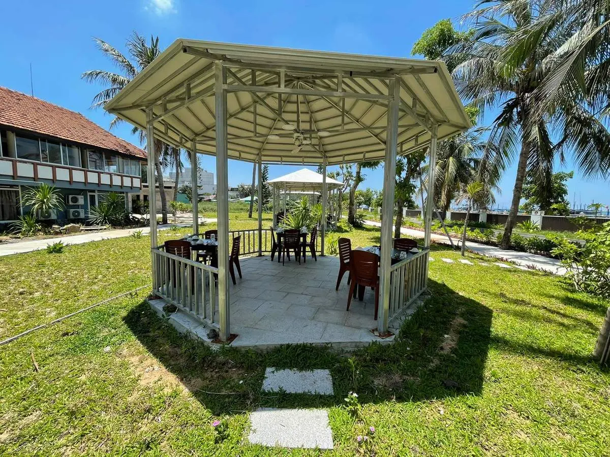 Nhà hàng Gió Chiều Phú Yên - Khám phá ẩm thực làng quê trong lòng xứ hoa vàng cỏ xanh