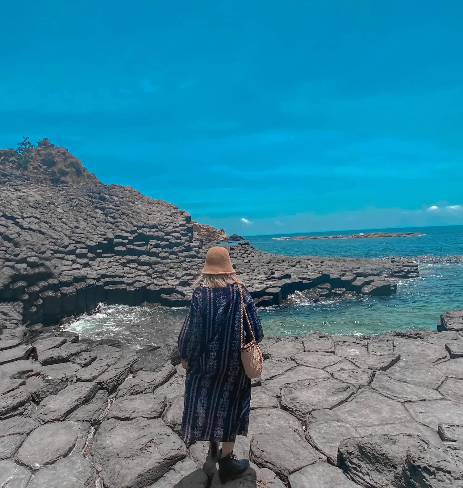 C&oacute; ai như c&ocirc; n&agrave;ng Quỳnh Journey, đến Ph&uacute; Y&ecirc;n c&oacute; v&agrave;i ng&agrave;y, mang về cả kho ảnh 15