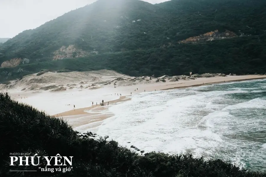 Kh&aacute;m ph&aacute; Ph&uacute; Y&ecirc;n đầy nắng v&agrave; gi&oacute; qua những thước ảnh b&igrave;nh y&ecirc;n 2