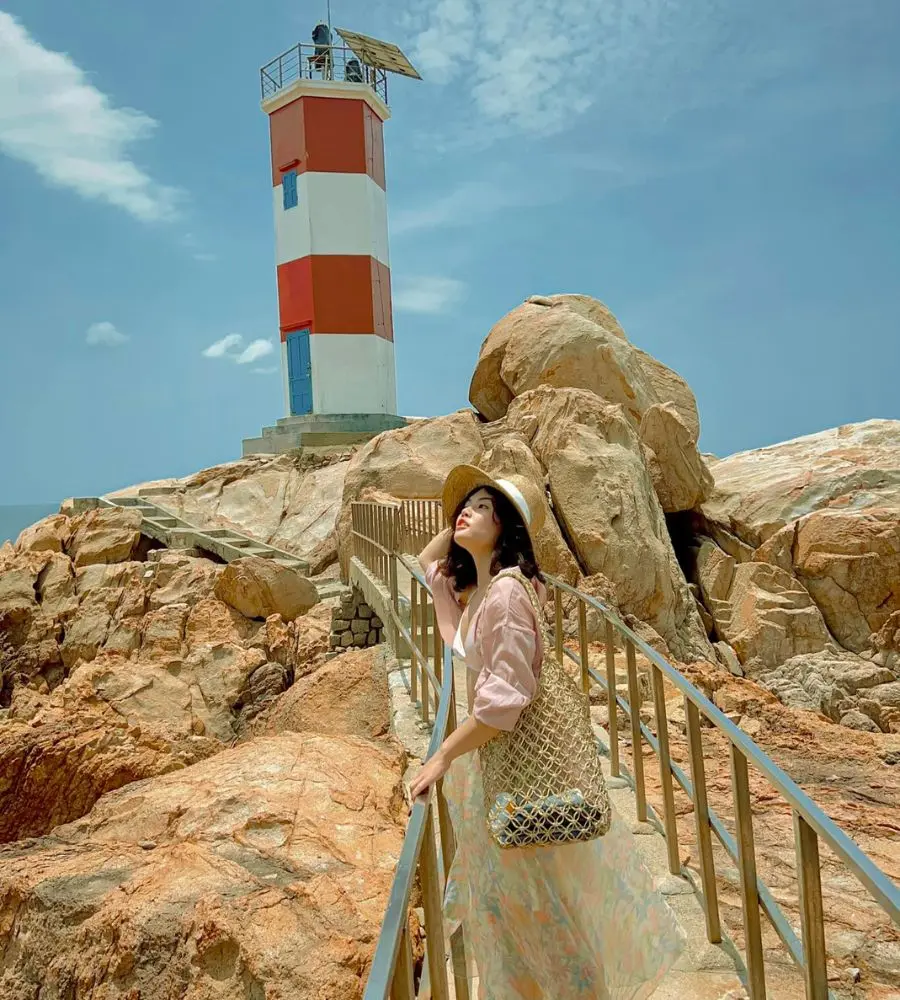 Kh&aacute;m ph&aacute; Ph&uacute; Y&ecirc;n qua những thước ảnh đẹp ng&acirc;y ngất c&ugrave;ng Ho&agrave;ng Minh Thương 6