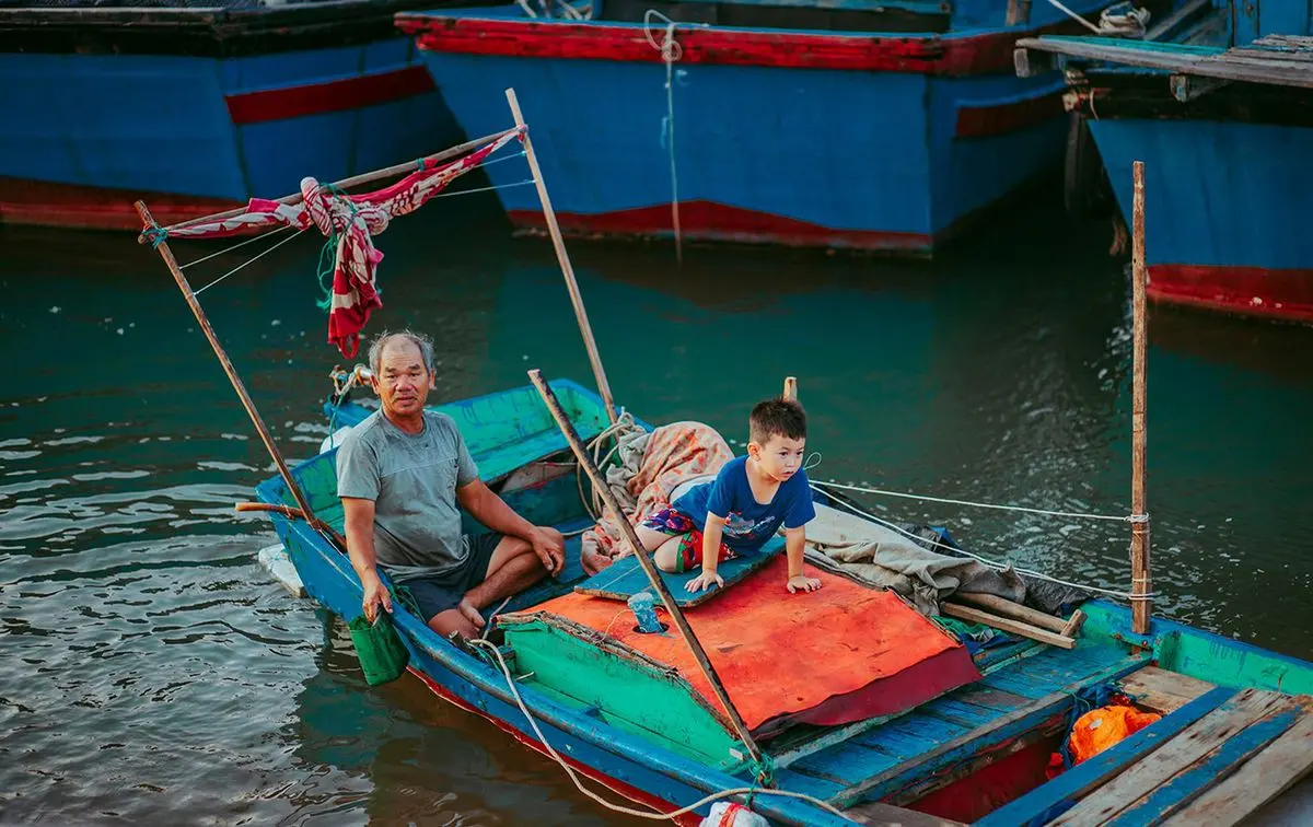 Vẻ đẹp của cuộc sống và con người tại những bến cảng Phú Yên 9