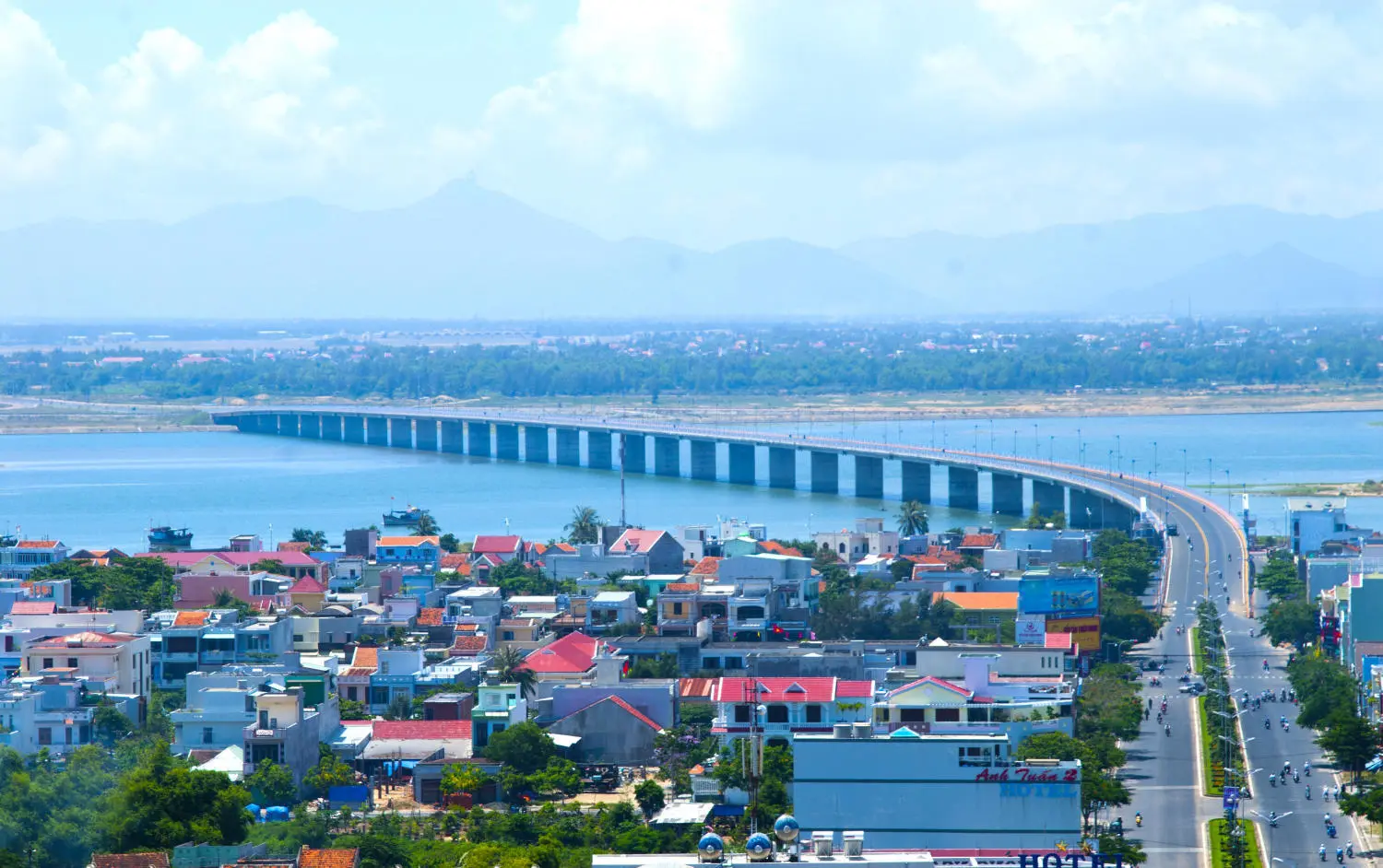 Đến Cầu Hùng Vương Phú Yên check-in 7749 tấm sống ảo