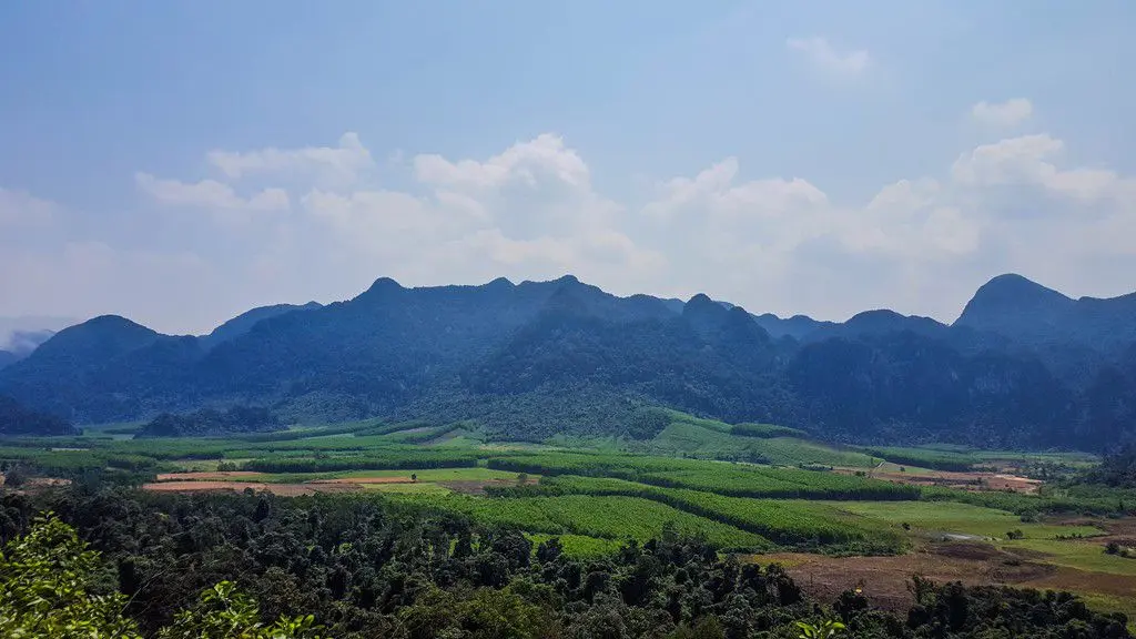 Chinh phục Đ&egrave;o Đ&aacute; Đẽo Quảng B&igrave;nh h&ugrave;ng vĩ giữa rừng Trường Sơn 2