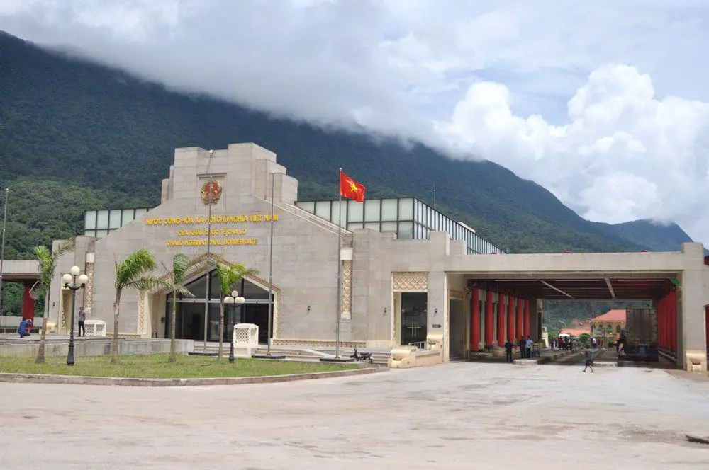 Cổng Trời Cha Lo Quảng B&igrave;nh ranh giới tự nhi&ecirc;n giữa trời đất 6