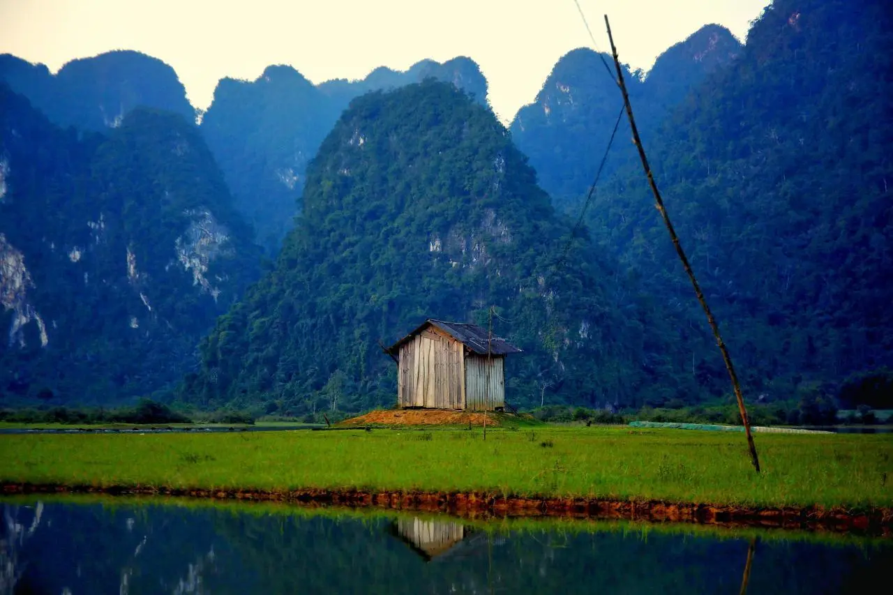Đến ngay hồ Y&ecirc;n Ph&uacute; Quảng B&igrave;nh mục sở thị cảnh quay bom tấn King Kong 4