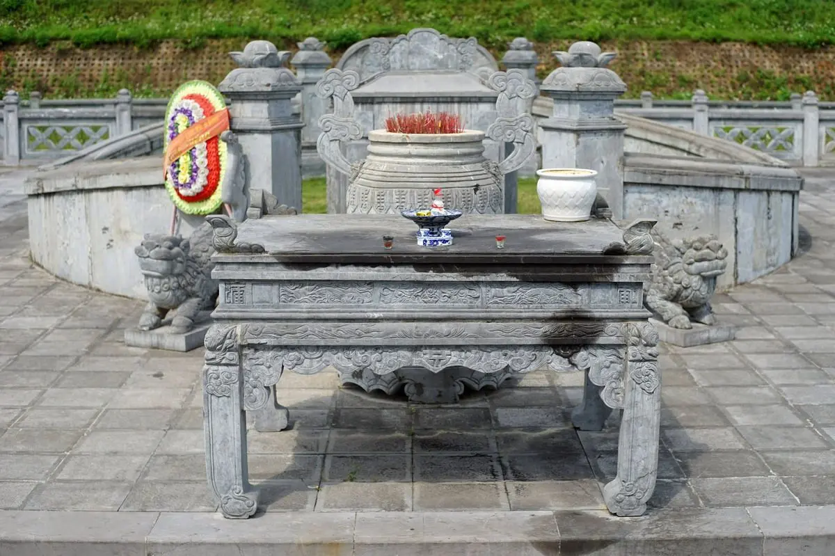 Đến Quảng B&igrave;nh thăm Lăng mộ Lễ Th&agrave;nh Hầu Nguyễn Hữu Cảnh 8
