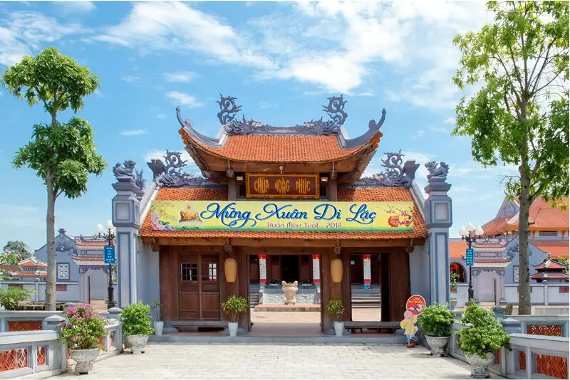 Gh&eacute; Ch&ugrave;a Hoằng Ph&uacute;c, đệ nhất cổ tự hơn 700 tuổi ở Quảng B&igrave;nh 5