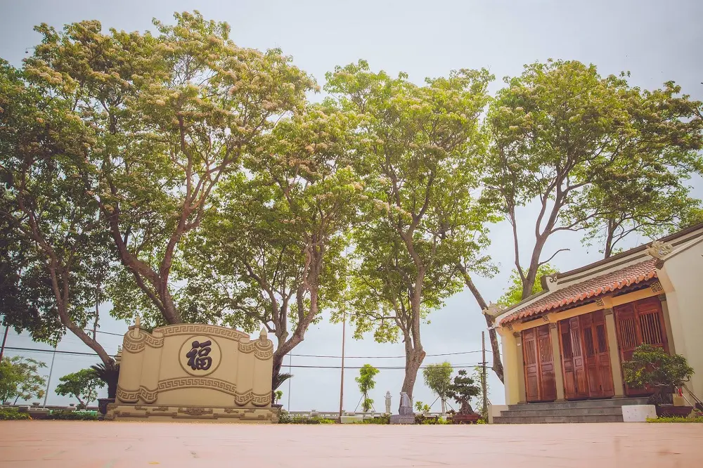 Gh&eacute; thăm Đại Ph&uacute;c Thần Miếu Quảng B&igrave;nh để t&igrave;m về chốn an y&ecirc;n 3