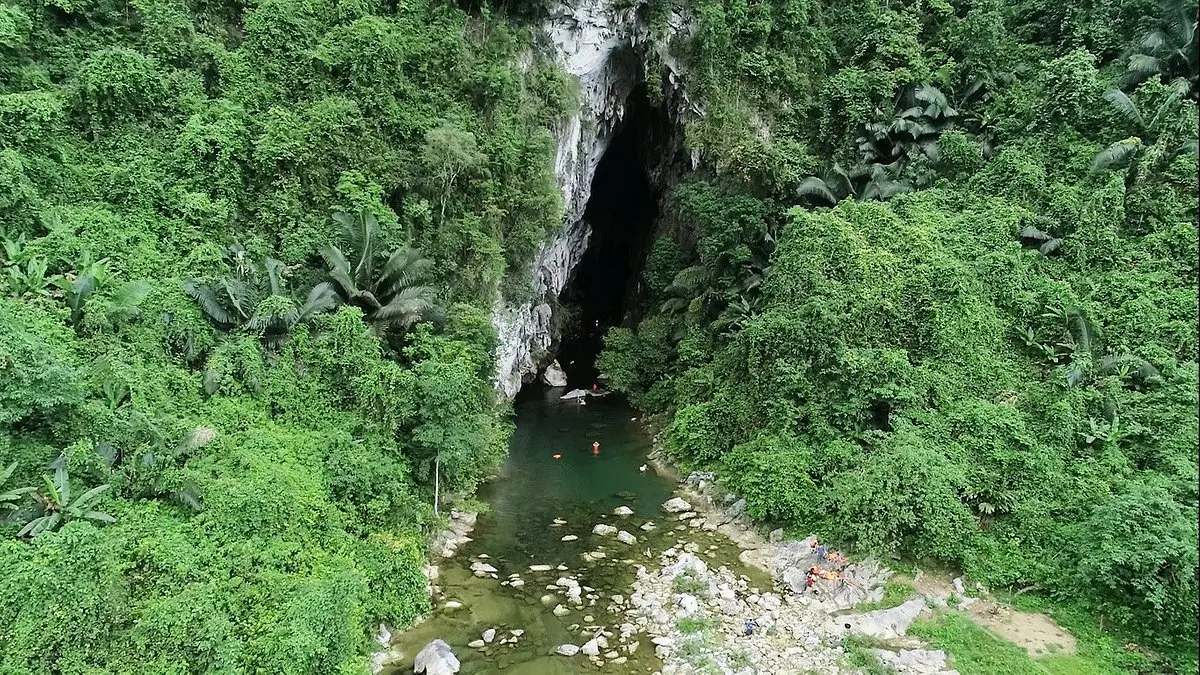 Kh&aacute;m ph&aacute; Hang Rục M&ograve;n, tuyệt t&aacute;c kỳ vĩ của thi&ecirc;n nhi&ecirc;n 2