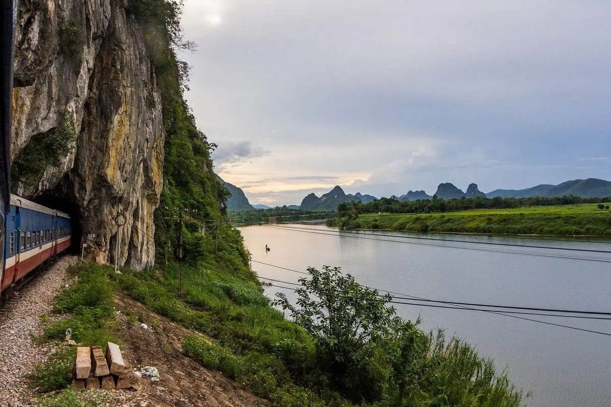 L&agrave;ng Lệ Sơn Quảng B&igrave;nh v&agrave; vẻ đẹp thi&ecirc;n nhi&ecirc;n h&ugrave;ng vĩ 3