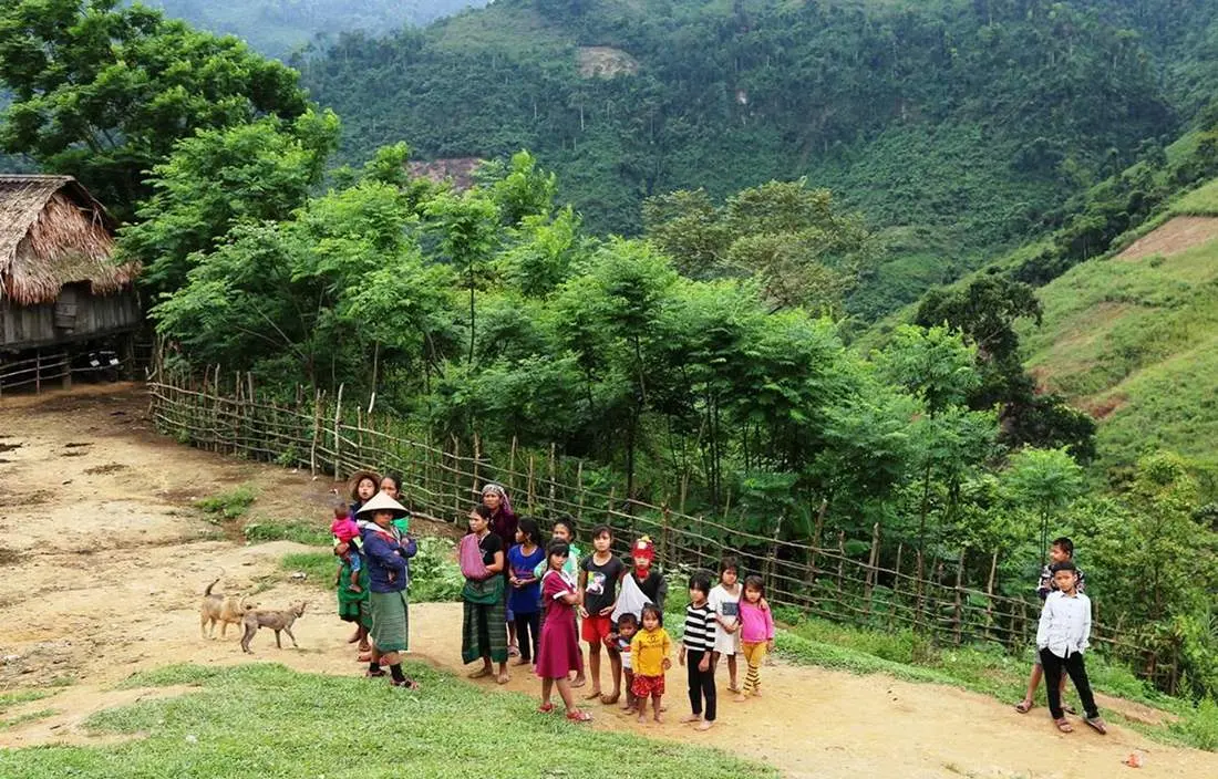 Về Bản T&agrave; Vờng Quảng B&igrave;nh trải nghiệm cuộc sống l&aacute;nh xa nh&acirc;n thế 3
