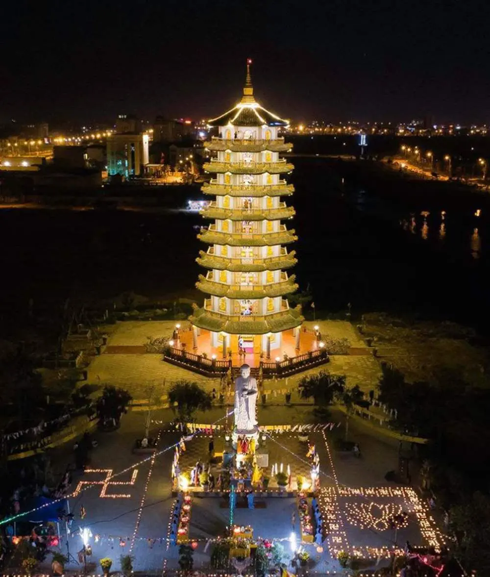 Về thăm Ch&ugrave;a Đại Gi&aacute;c Quảng B&igrave;nh rộng lớn v&agrave; thanh tịnh 3